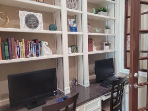 Apartments in Jersey Village, TX - Clubroom Cyber Cafe